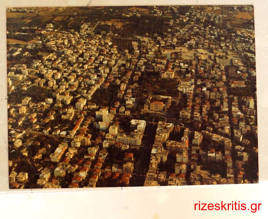 Πετώντας με την αερολέσχη Χανίων