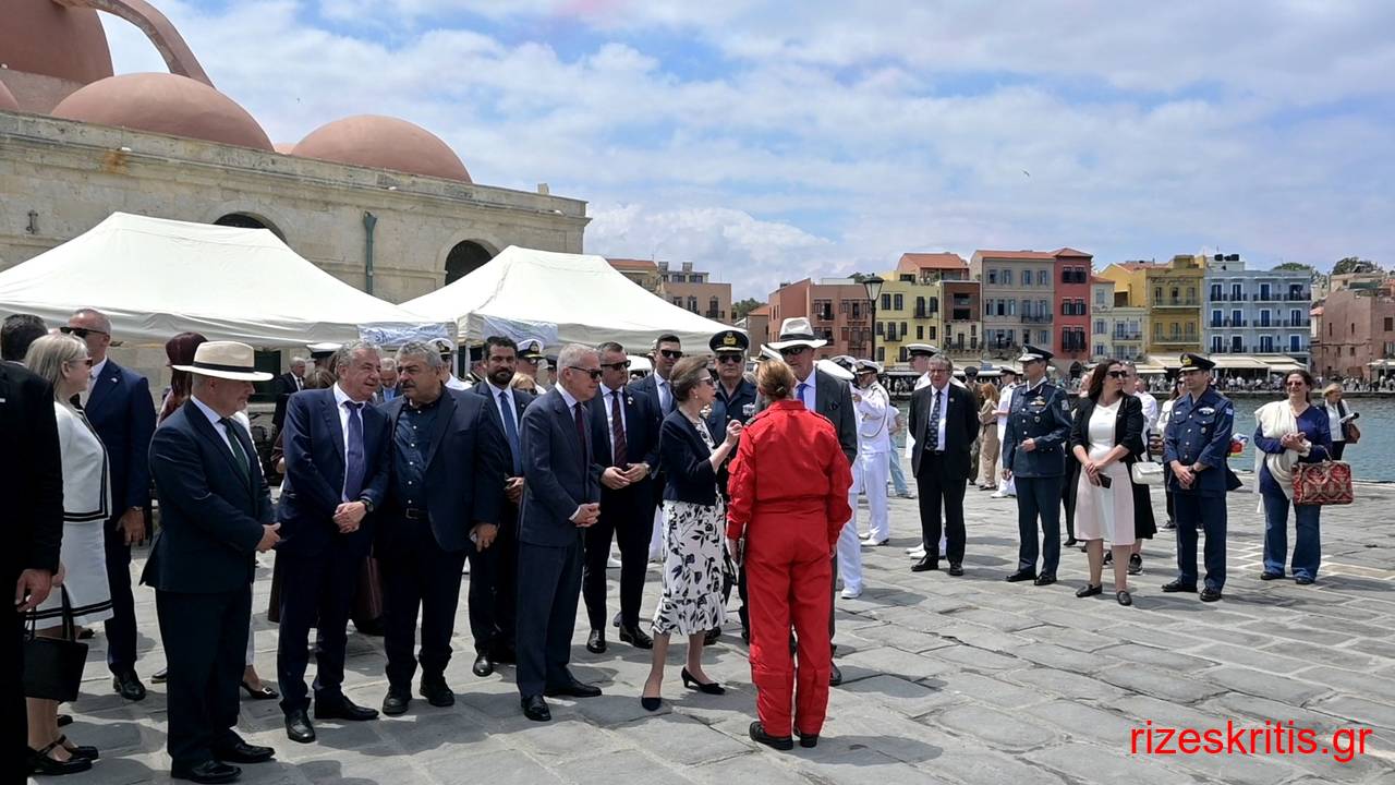Αεροπορικές ακροβατικές επιδείξεις και παρουσία παραδοσιακών τοπικών συλλόγων Κρήτης στις rizeskritis.gr