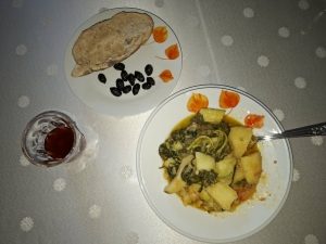 Στις Ρίζες Κρήτης, απολαύσετε και τον γαστρονομικό πολιτισμό επιλέγοντας την ετικέτα “Γαστρονομία”